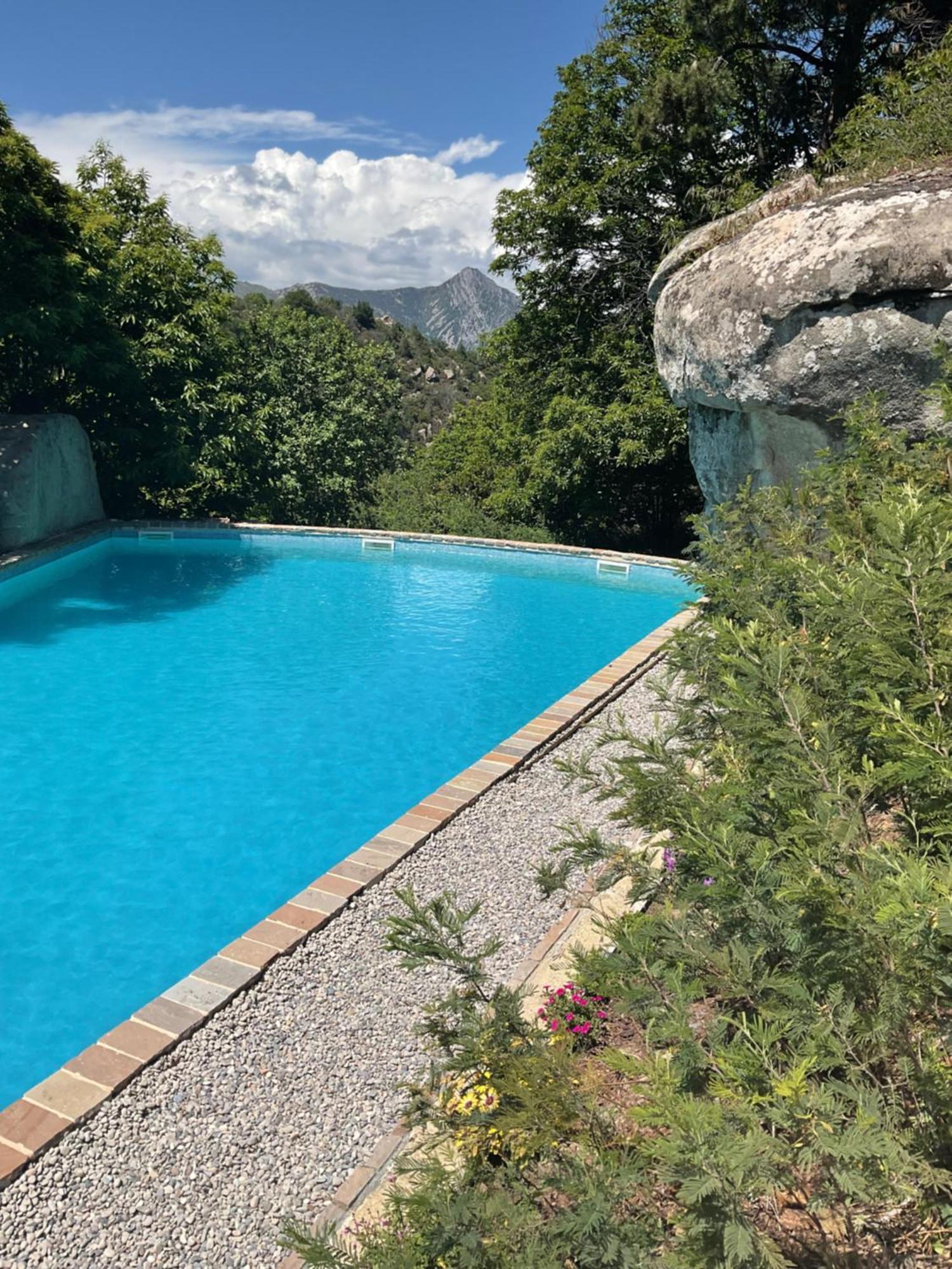 Domaine Le Rocher D Argent Avec Piscine Exterieur ,jacuzzi Interieur Et Salle De Jeux Apartment *