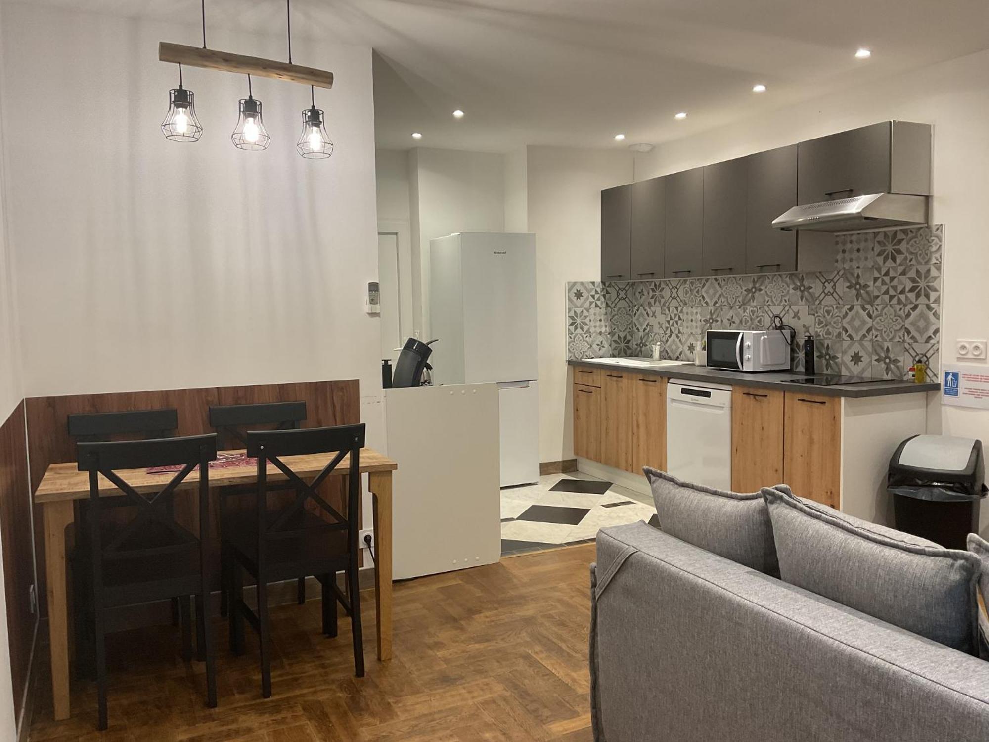 Domaine Le Rocher D Argent Avec Piscine Exterieur ,jacuzzi Interieur Et Salle De Jeux *