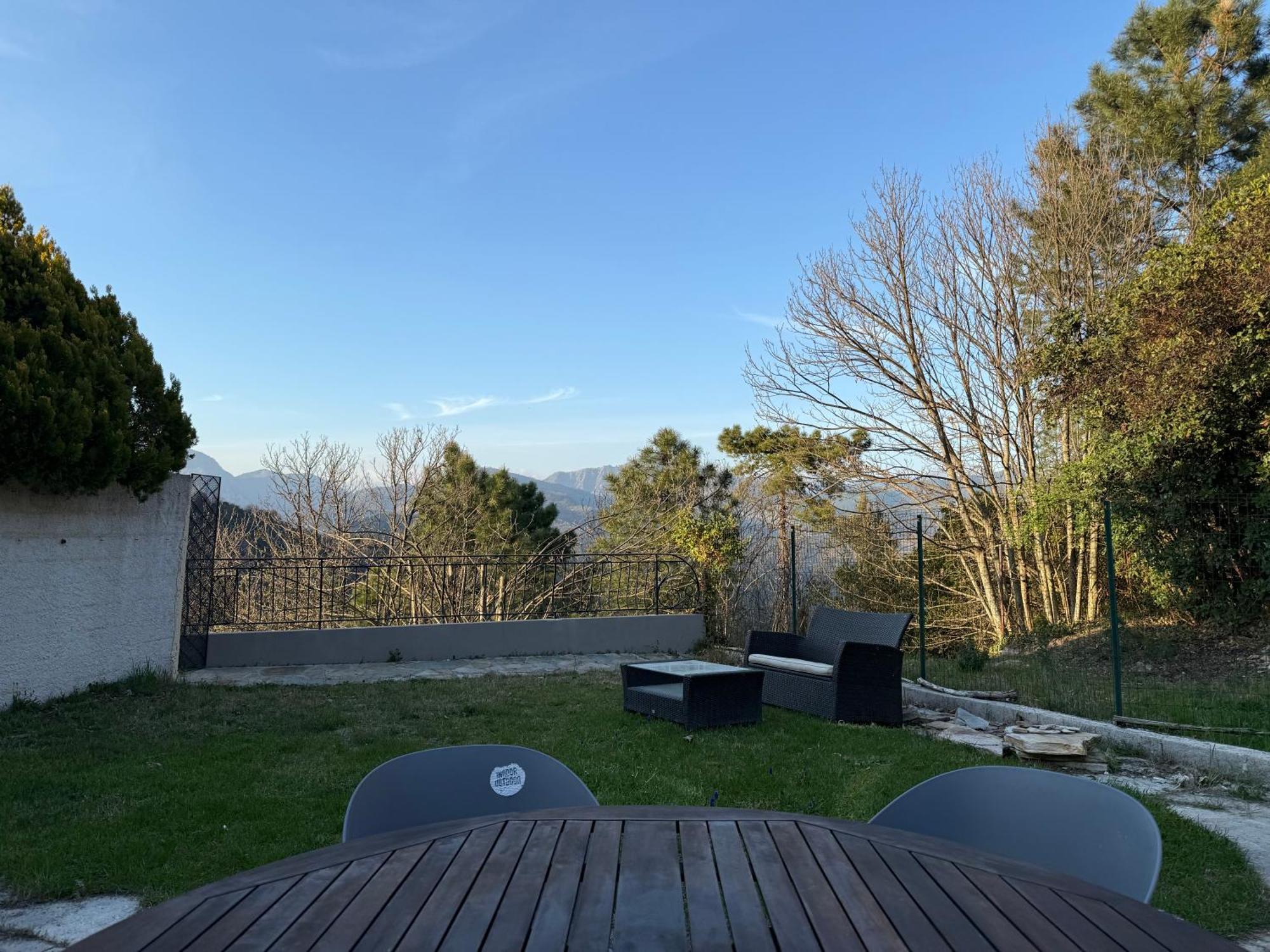 Domaine Le Rocher D Argent Avec Piscine Exterieur ,jacuzzi Interieur Et Salle De Jeux Berre-les-Alpes