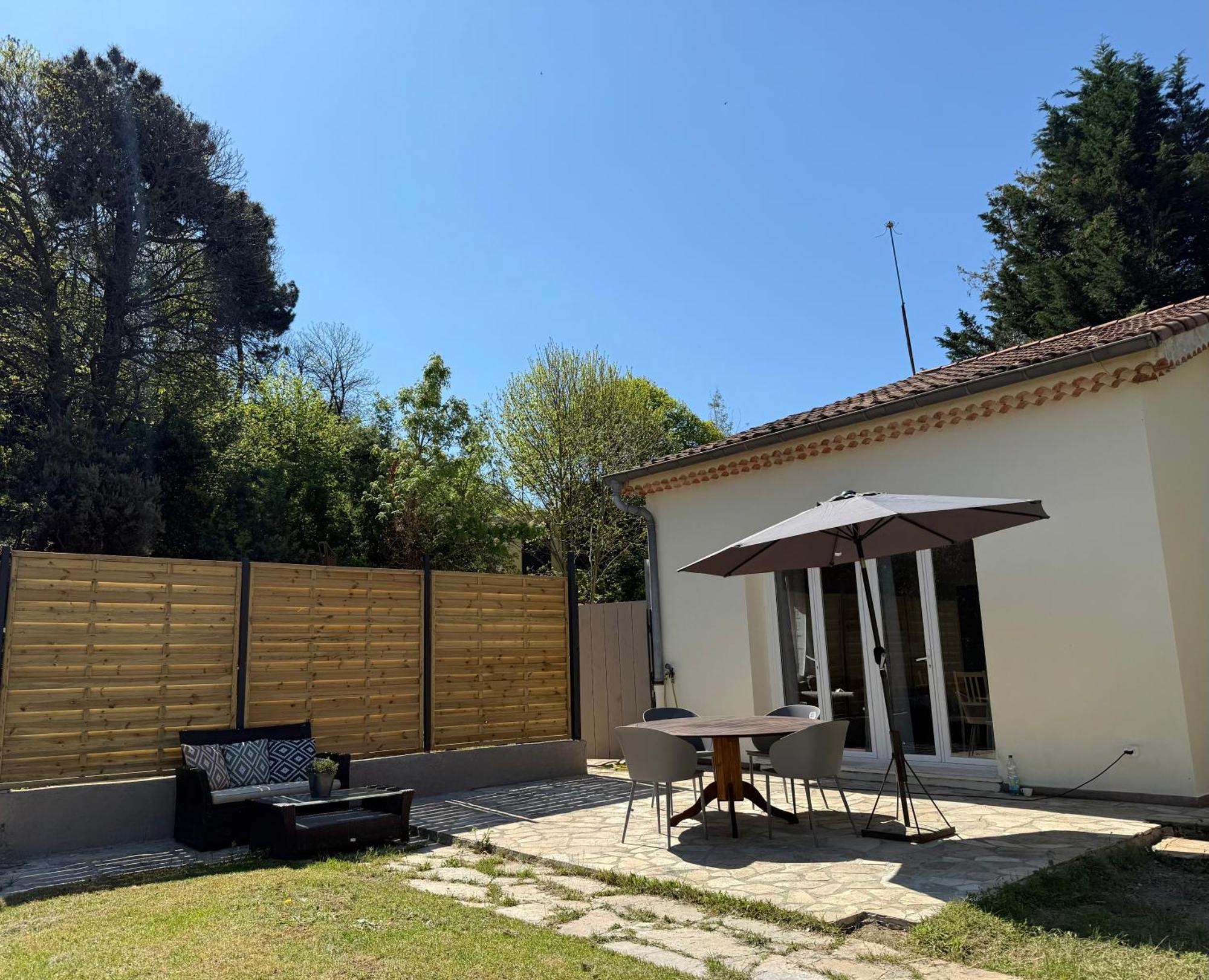 Domaine Le Rocher D Argent Avec Piscine Exterieur ,jacuzzi Interieur Et Salle De Jeux Appartement *